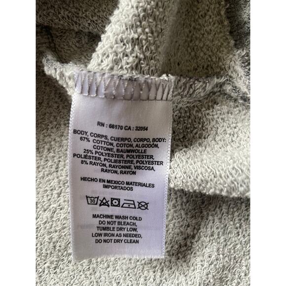 Anthropologie t. la Womens/Teen Grey Sweatshirt with Velvet Flower Size Small - Picture 7 of 7